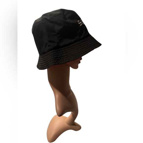 Supreme Red Bucket Hat - Picture 5 of 7